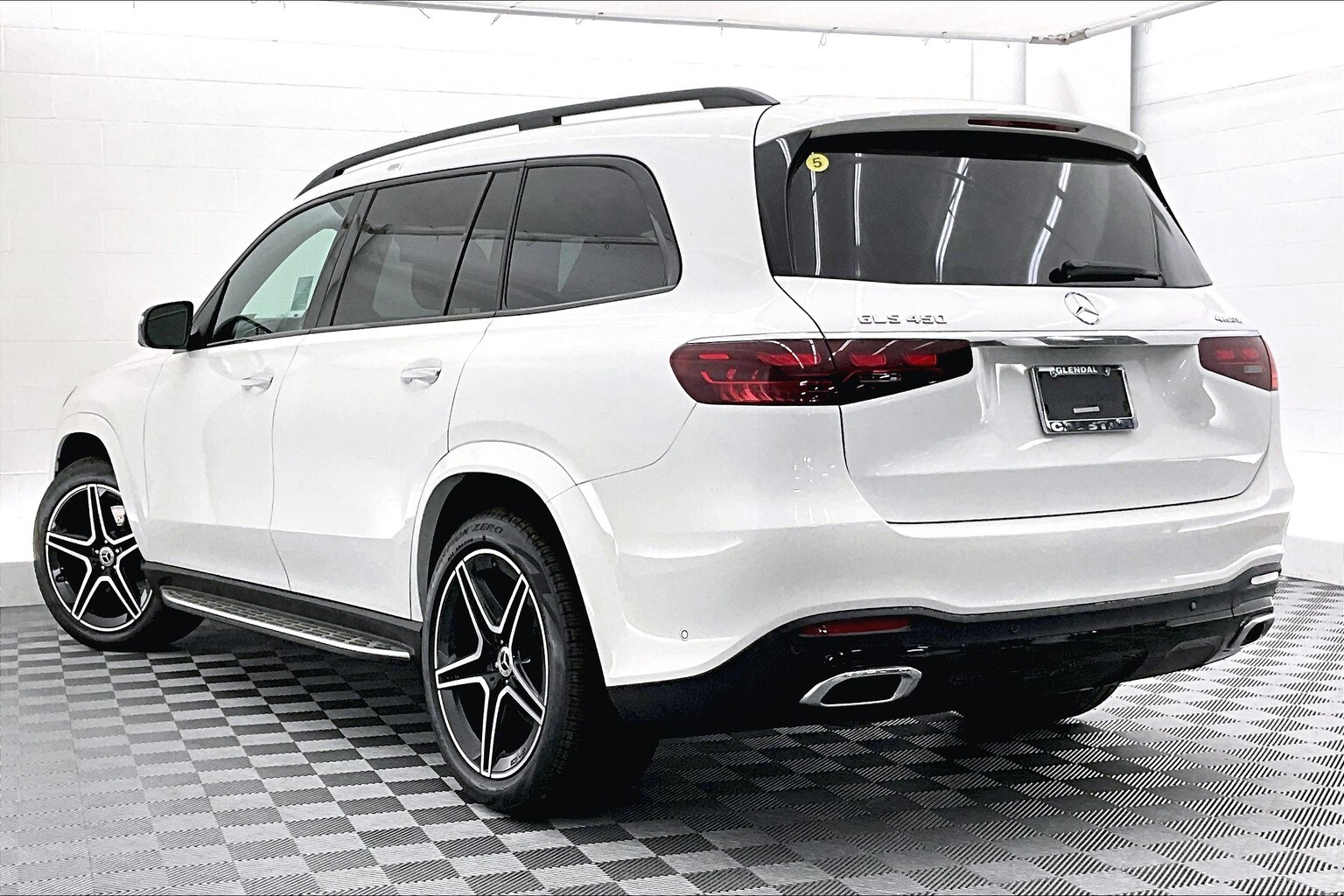 2026 Mercedes Benz GLS 450 4MATIC photo 2