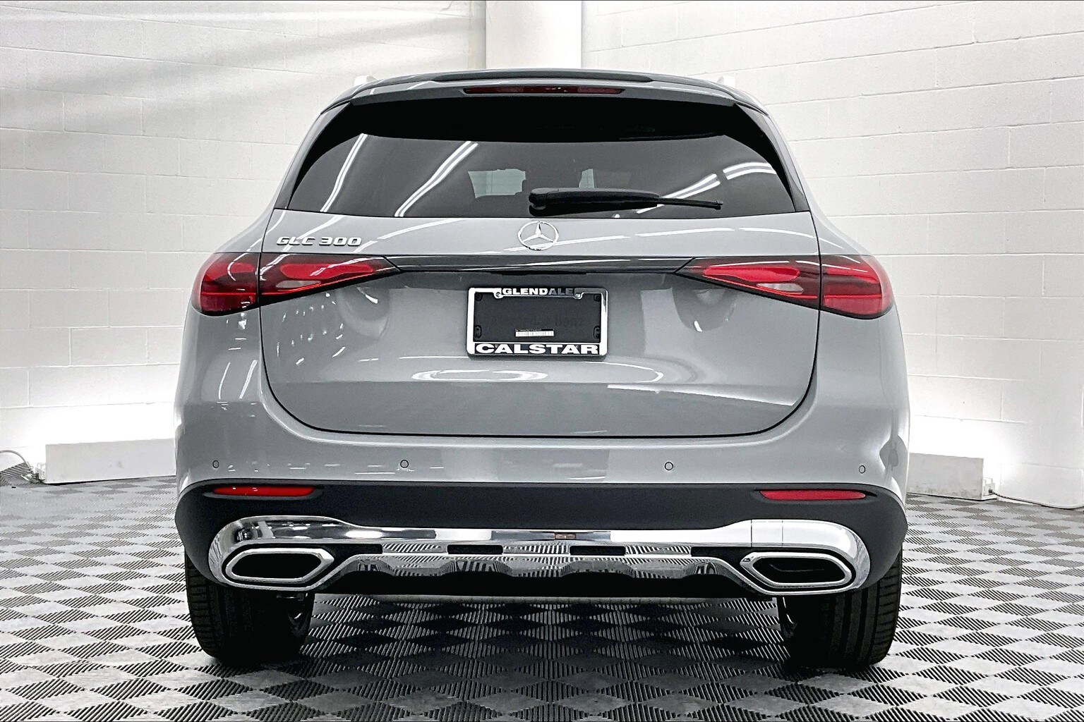 2026 Mercedes Benz GLC 300 photo 3