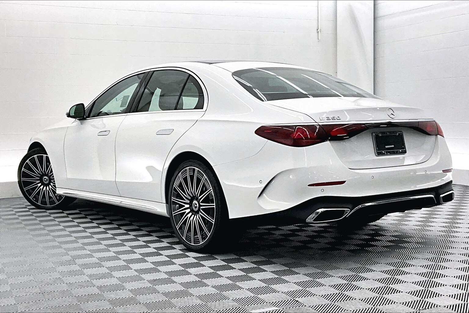 2026 Mercedes Benz E photo 2
