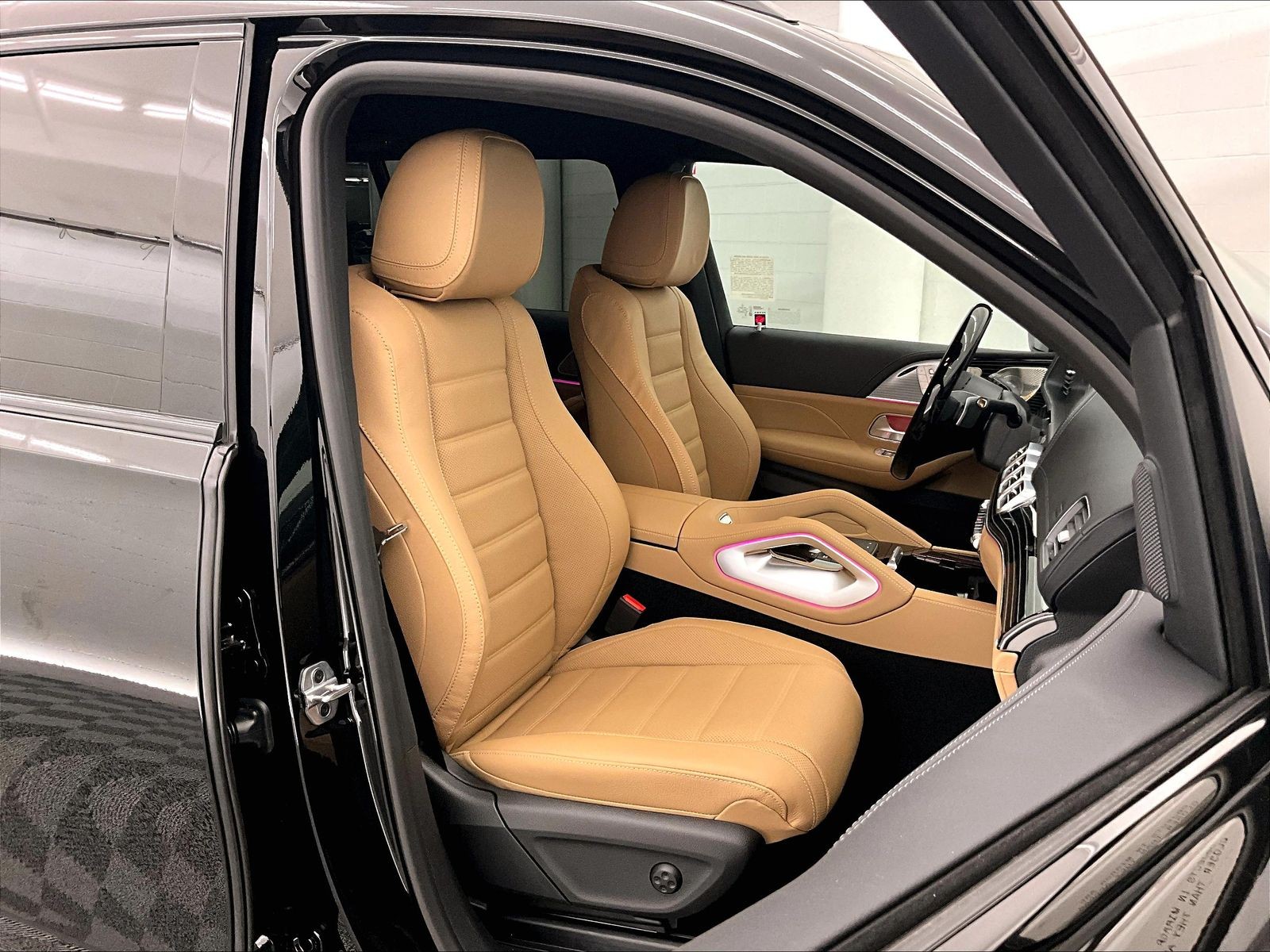 2026 Mercedes-Benz GLS photo 5