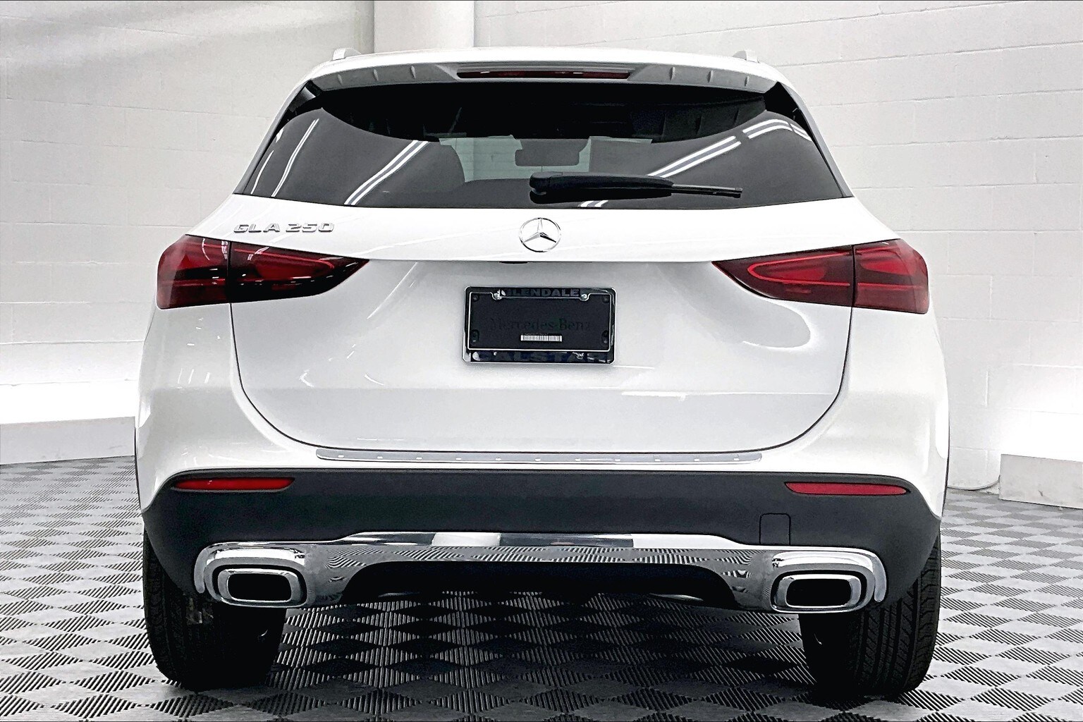 2026 Mercedes Benz GLA 250 photo 2