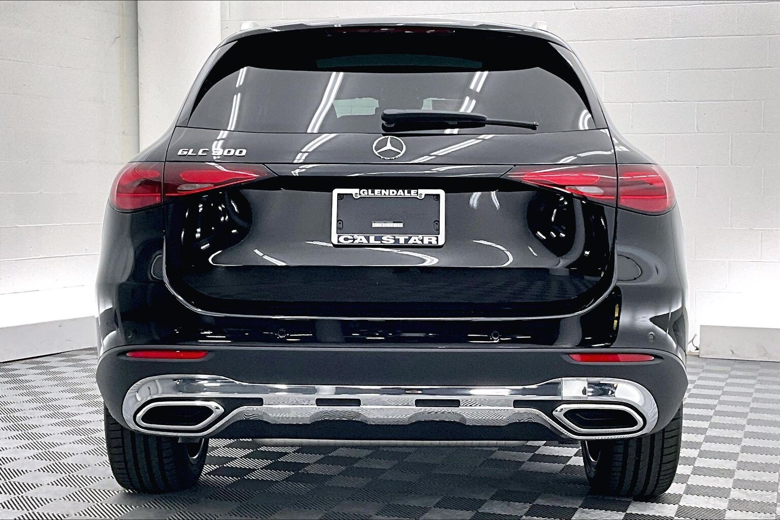 2026 Mercedes Benz GLC 300 photo 3