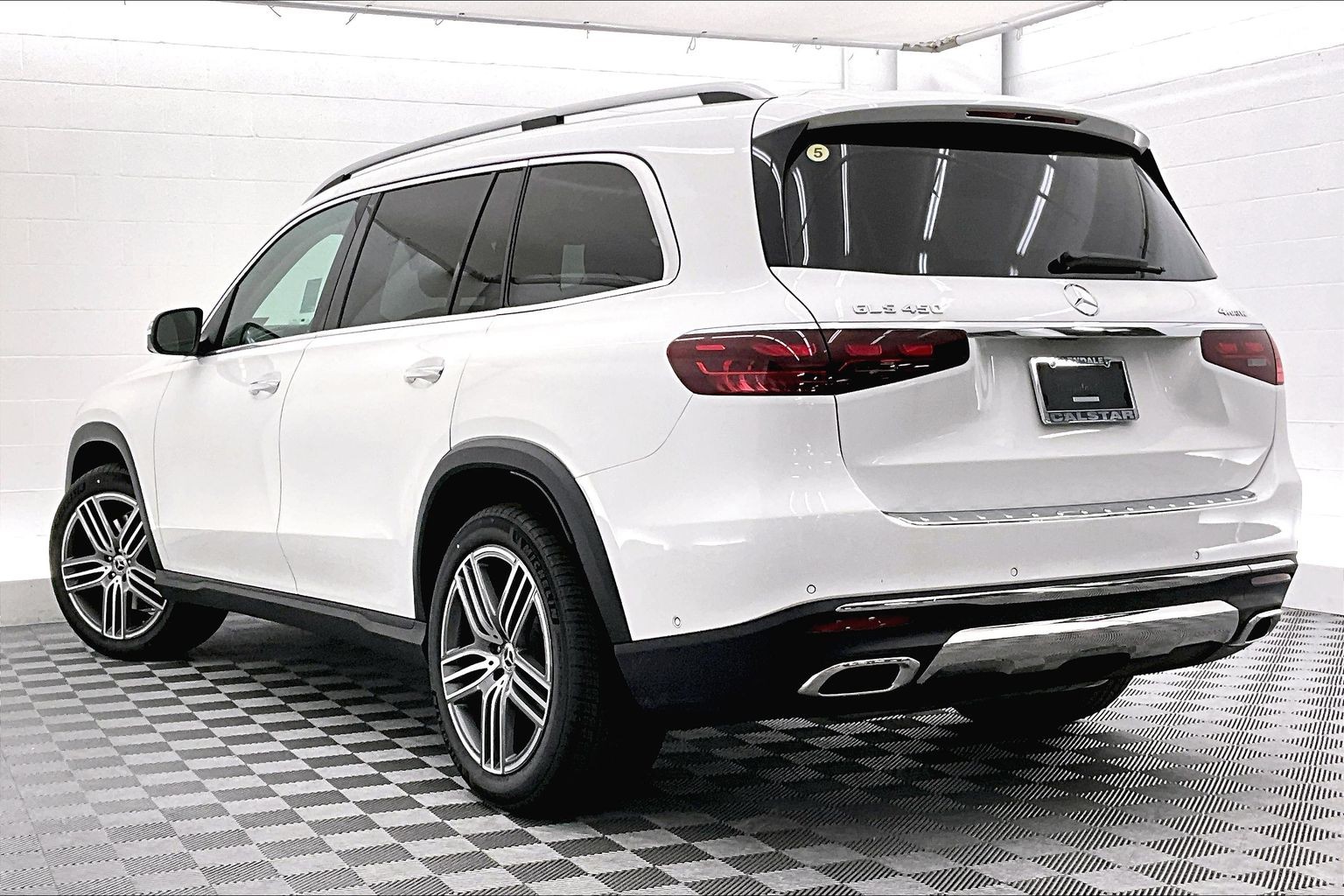 View vehicle photo 2