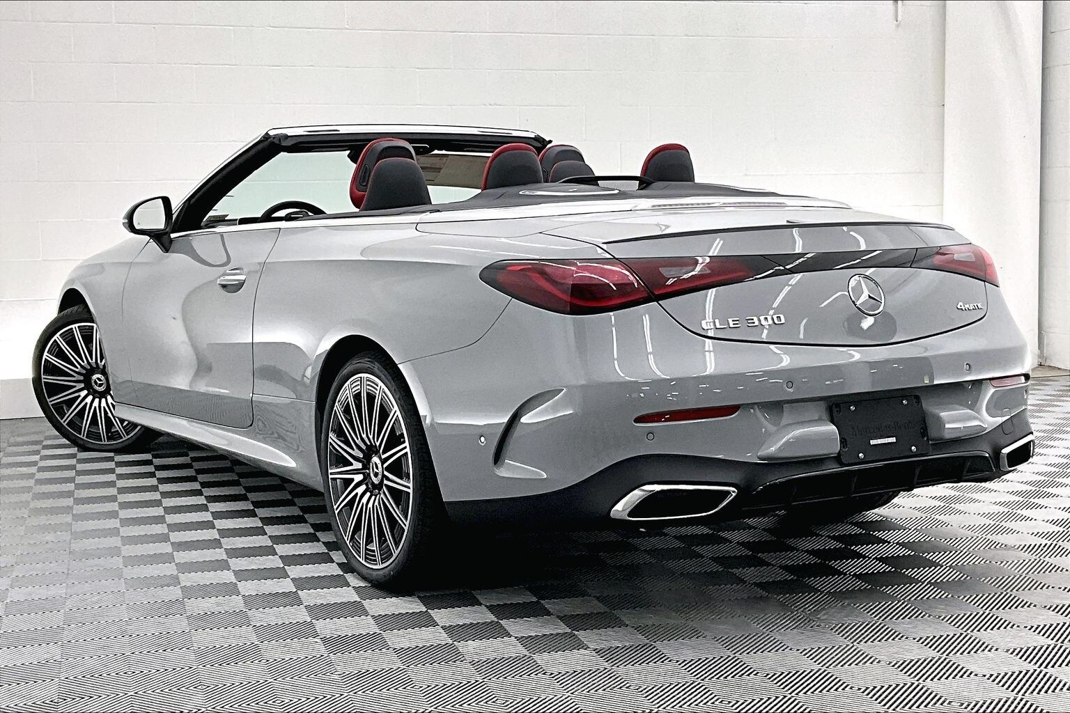 2026 Mercedes Benz CLE 300 4MATIC photo 2