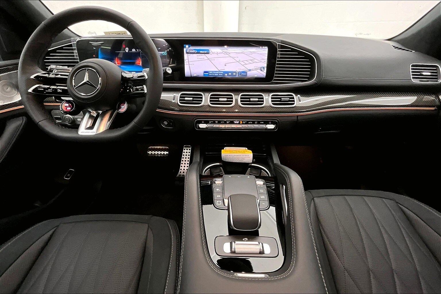 2025 Mercedes Benz GLS AMG 63 4MATIC photo 4