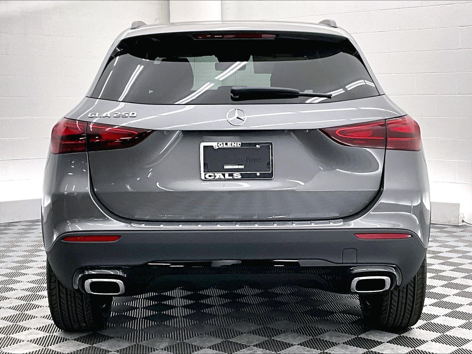 2026 Mercedes-Benz GLA photo 3