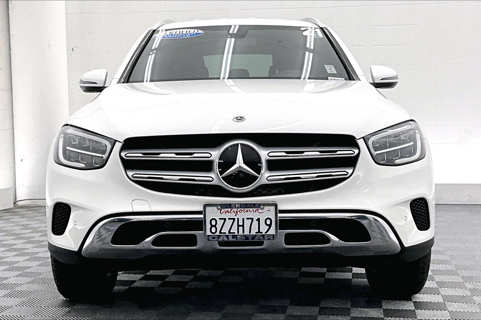 2021 Mercedes Benz GLC 300 photo 2