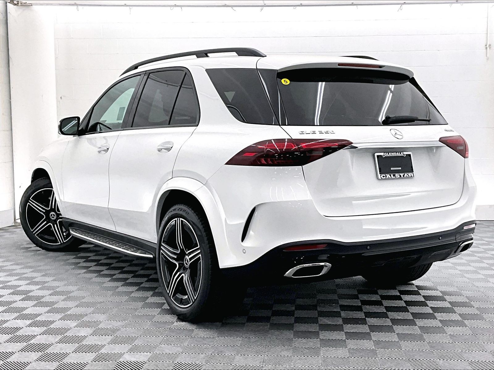 2026 Mercedes-Benz GLE photo 2