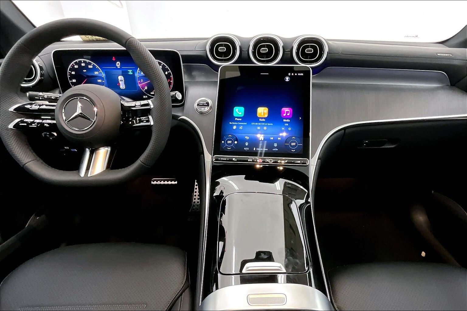 2026 Mercedes Benz GLC 300 photo 3