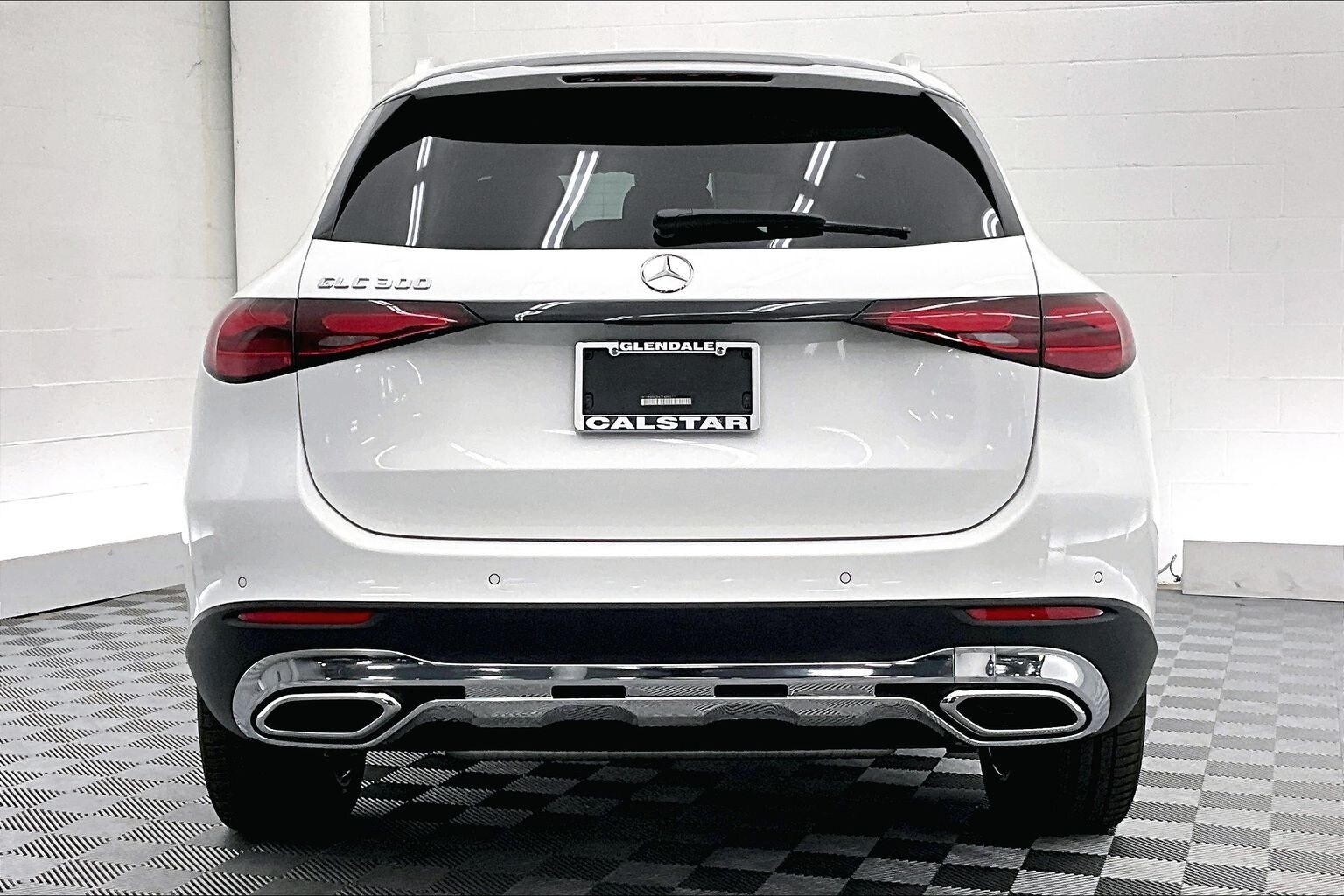 2026 Mercedes Benz GLC 300 photo 3