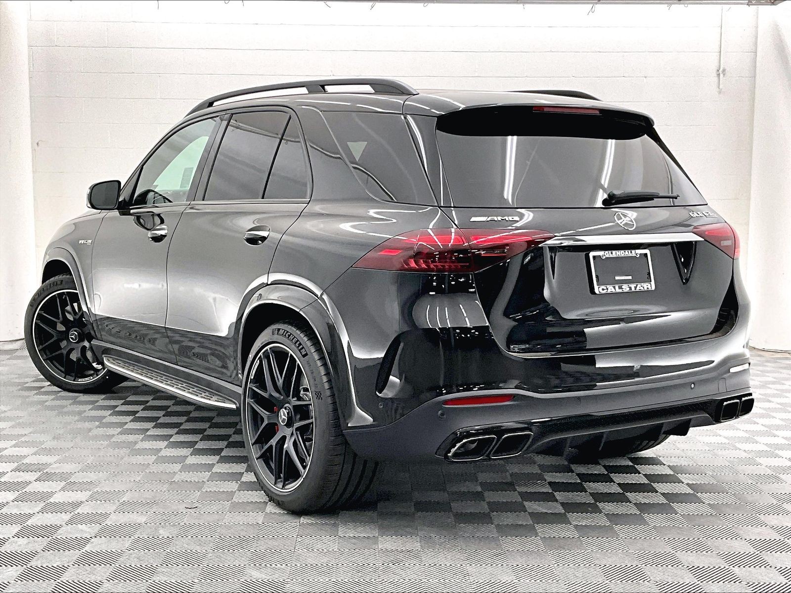 2026 Mercedes-Benz GLE photo 2
