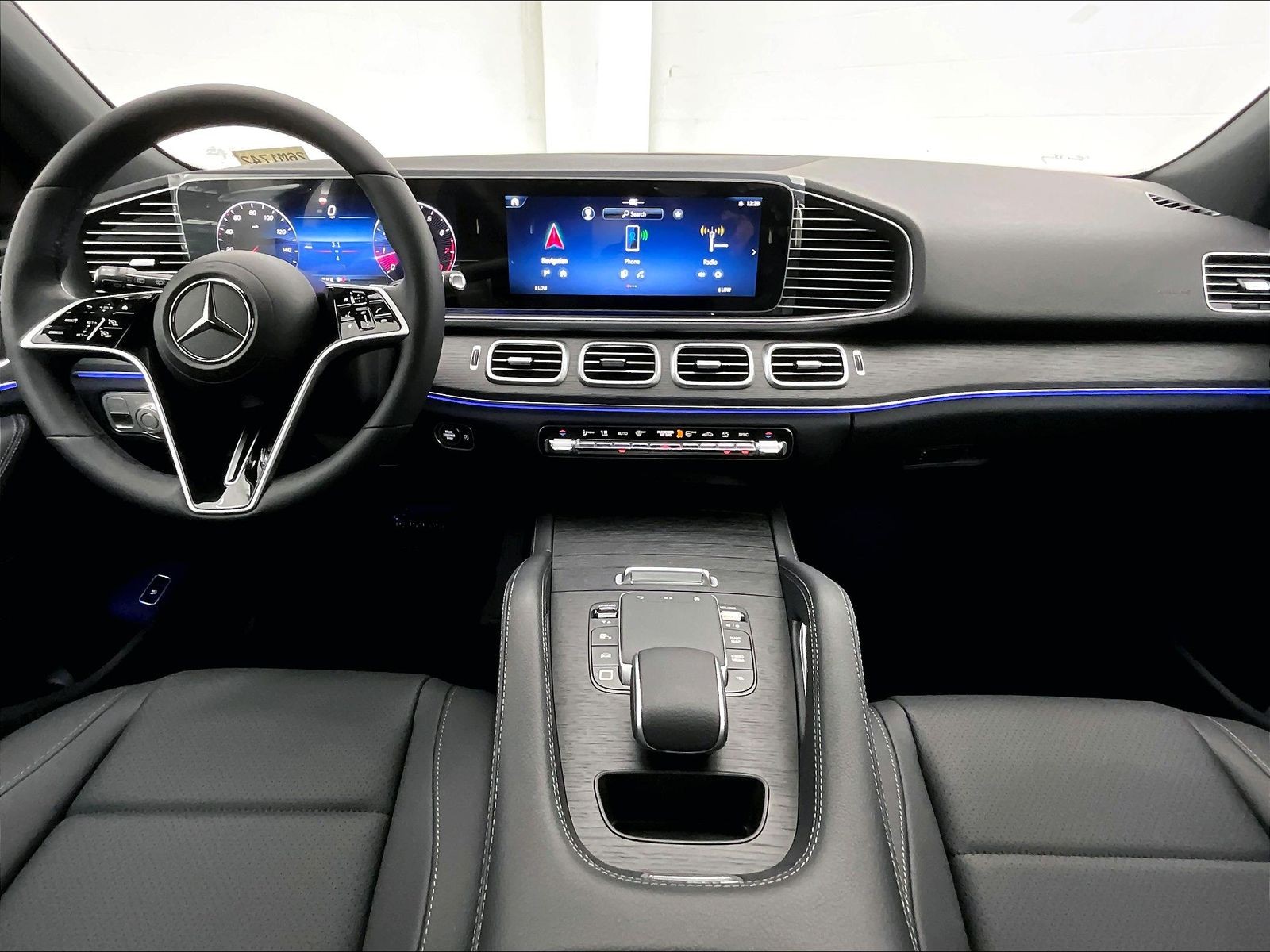 2026 Mercedes-Benz GLE photo 4
