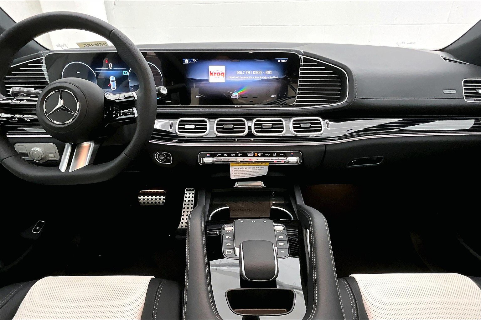 2026 Mercedes Benz GLE 450 4MATIC photo 4