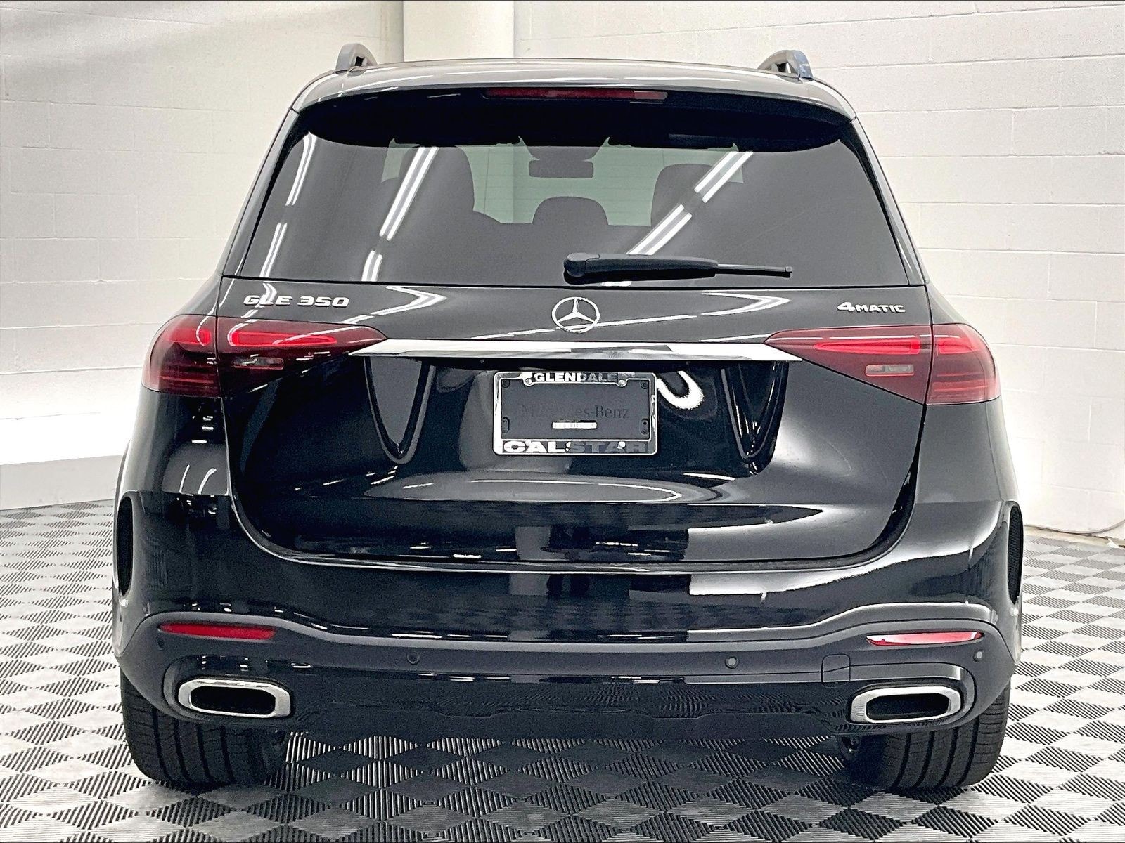 2026 Mercedes-Benz GLE photo 3