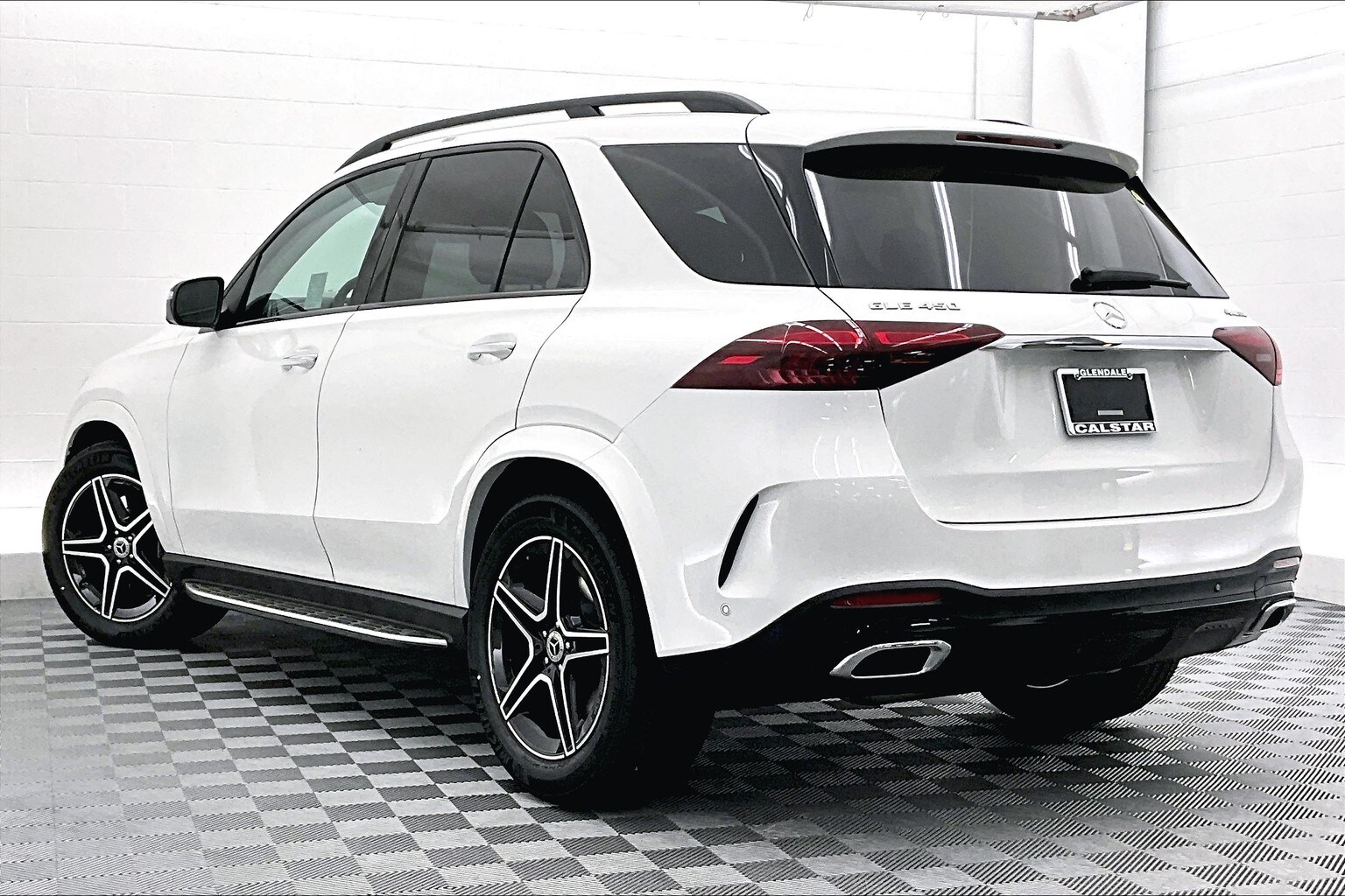 2026 Mercedes Benz GLE 450 4MATIC photo 2