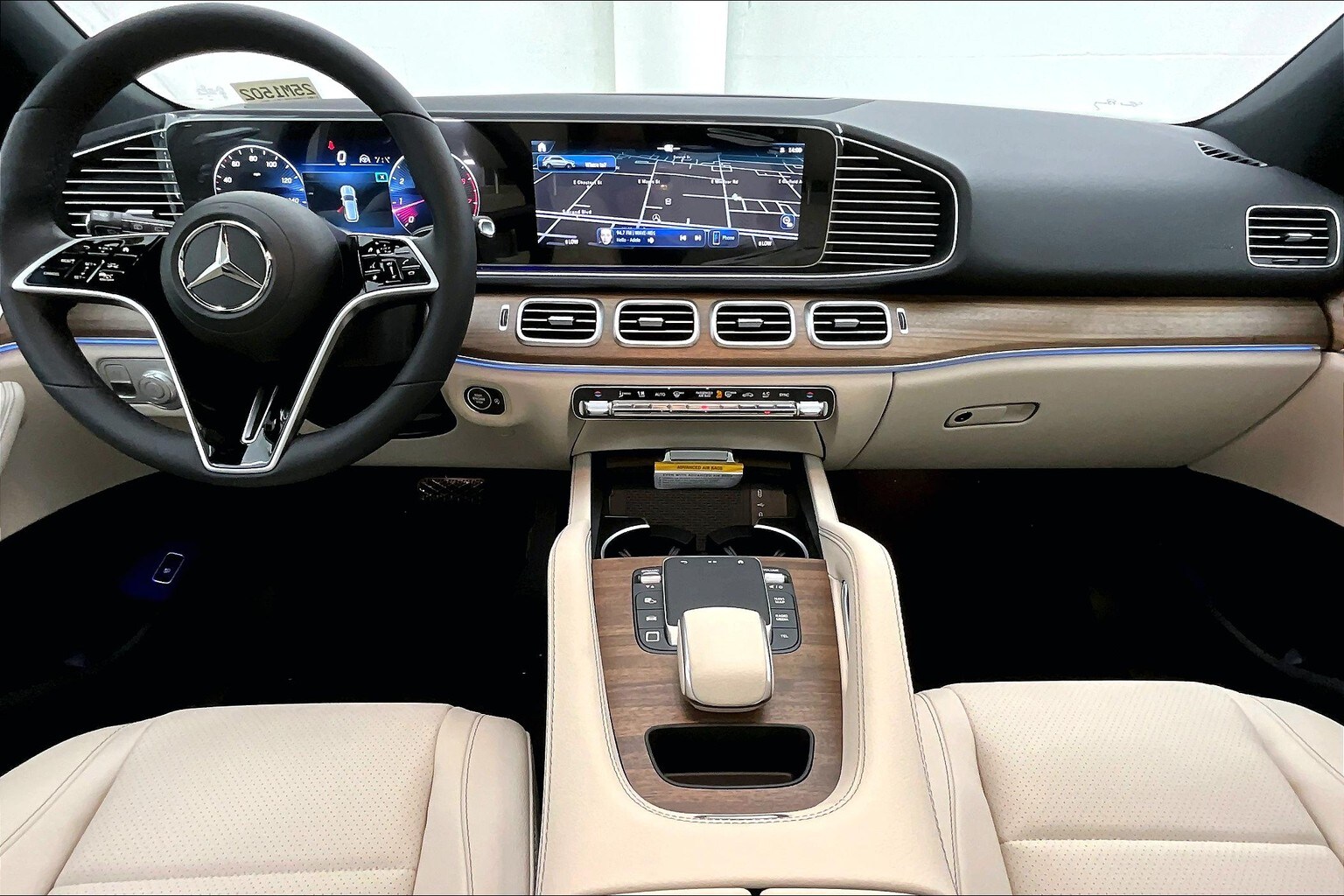 2025 Mercedes Benz GLE 450 4MATIC photo 3