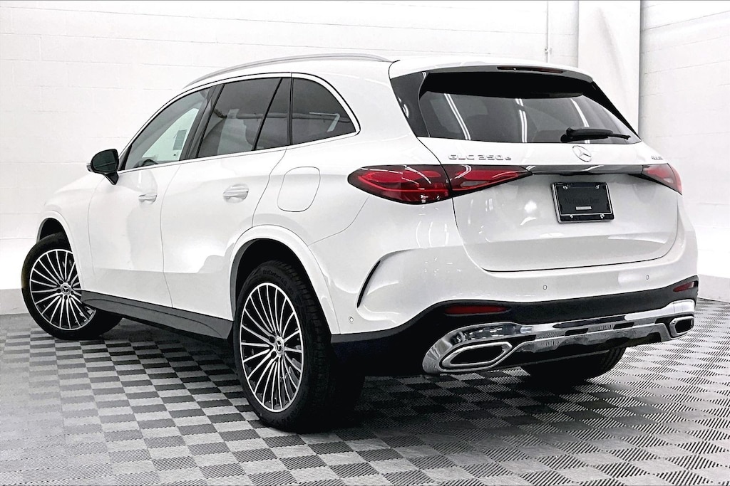 New 2026 Mercedes-Benz GLC 350e 4MATIC SUV