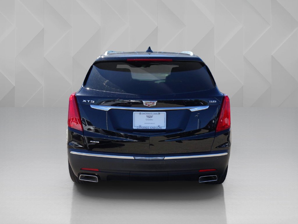 Used 2017 Cadillac XT5 Luxury SUV