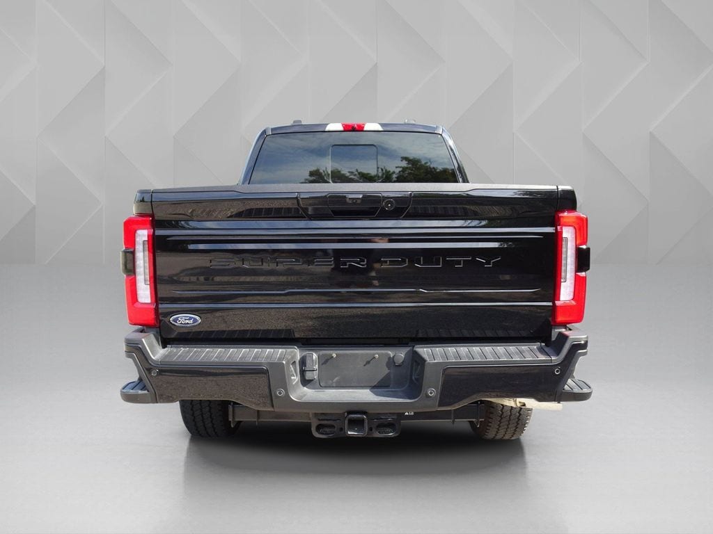 Used 2025 Ford F-350SD Platinum Truck