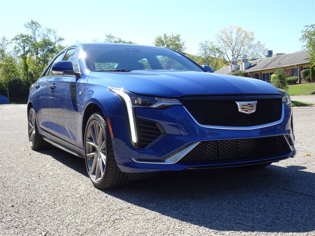 2022 Cadillac CT4 Sport photo 4