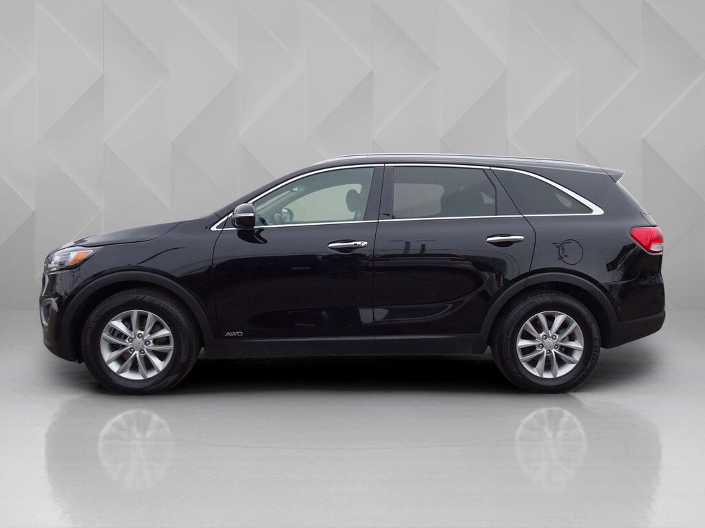 Used 2017 Kia Sorento LX SUV