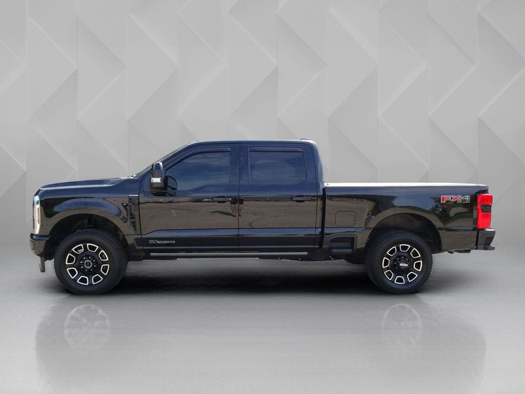 Used 2025 Ford F-350SD Platinum Truck