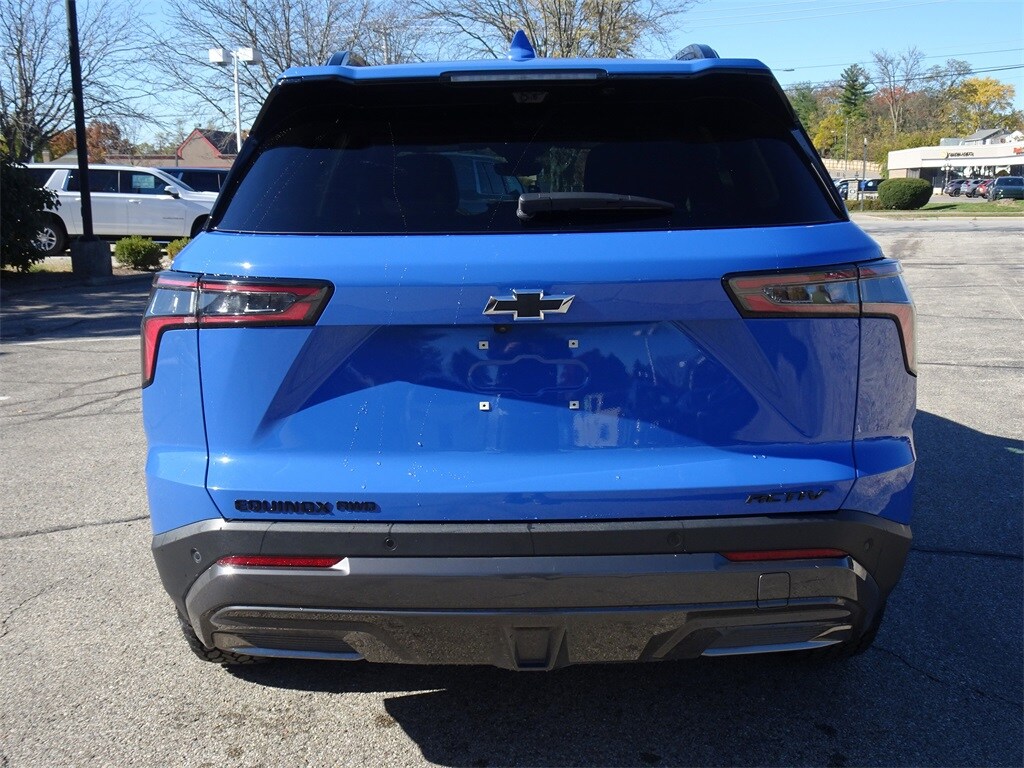 Used 2025 Chevrolet Equinox Activ SUV