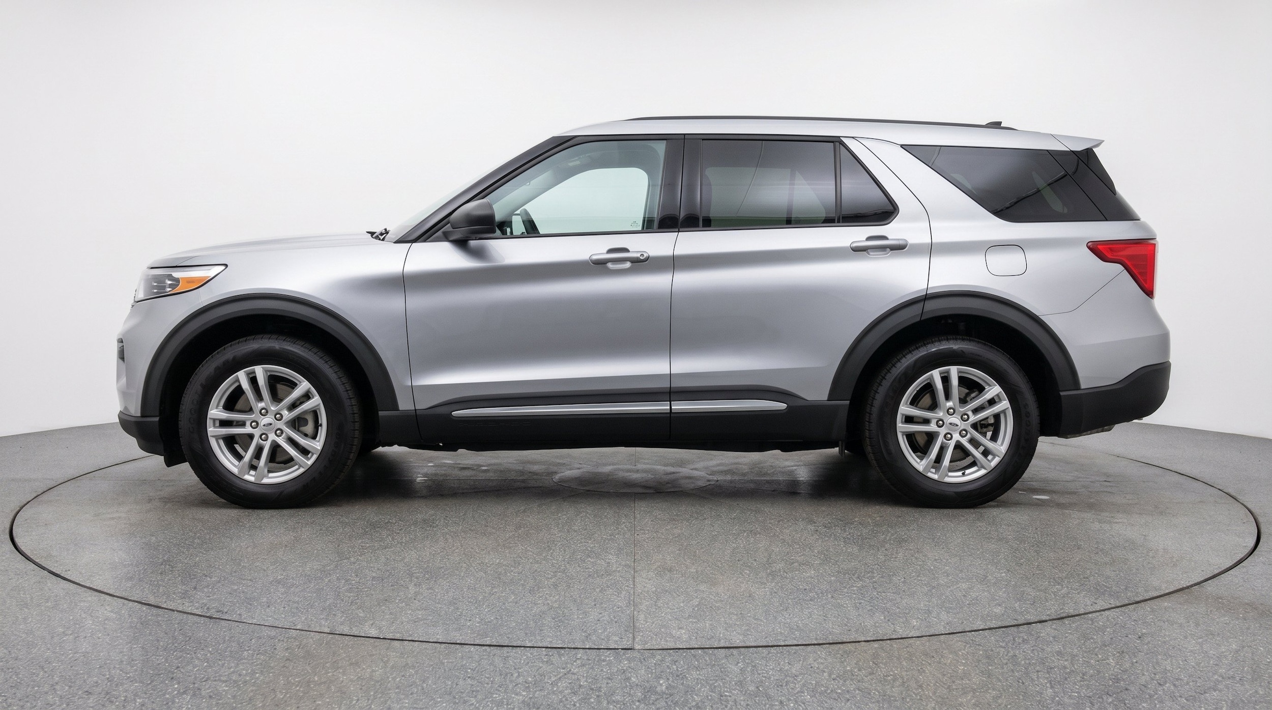 Thumbnail: 2024 Ford Explorer - 5