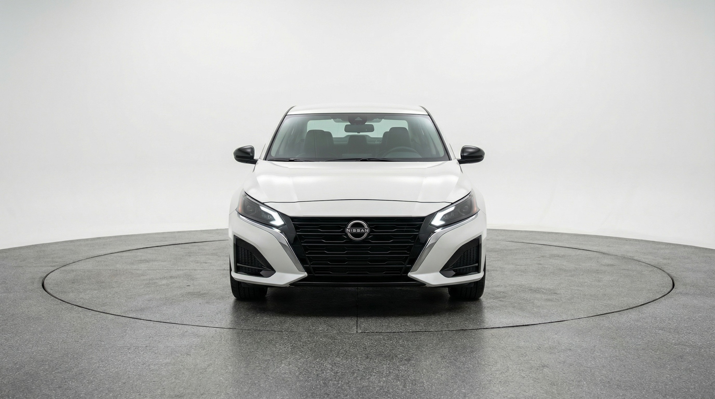 Thumbnail: 2025 Nissan Altima - 2