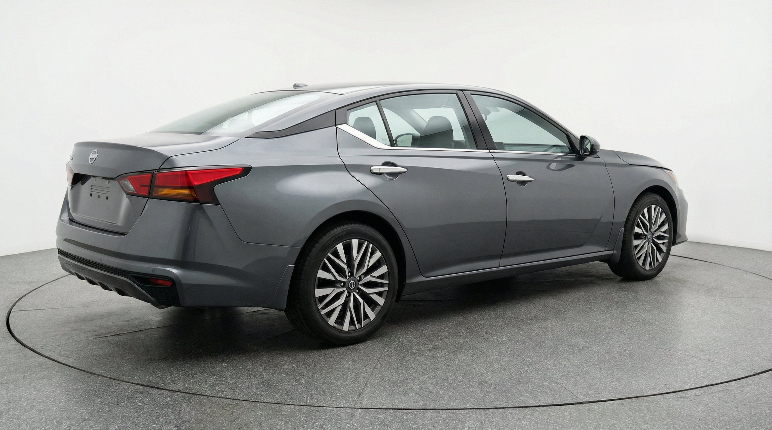 Thumbnail: 2025 Nissan Altima - 9