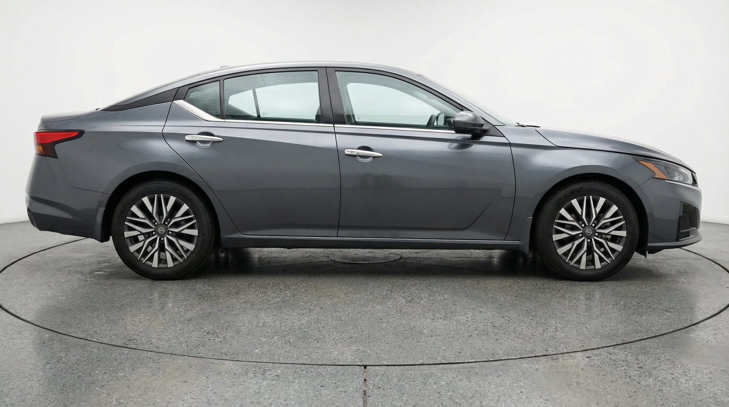 Thumbnail: 2025 Nissan Altima - 11