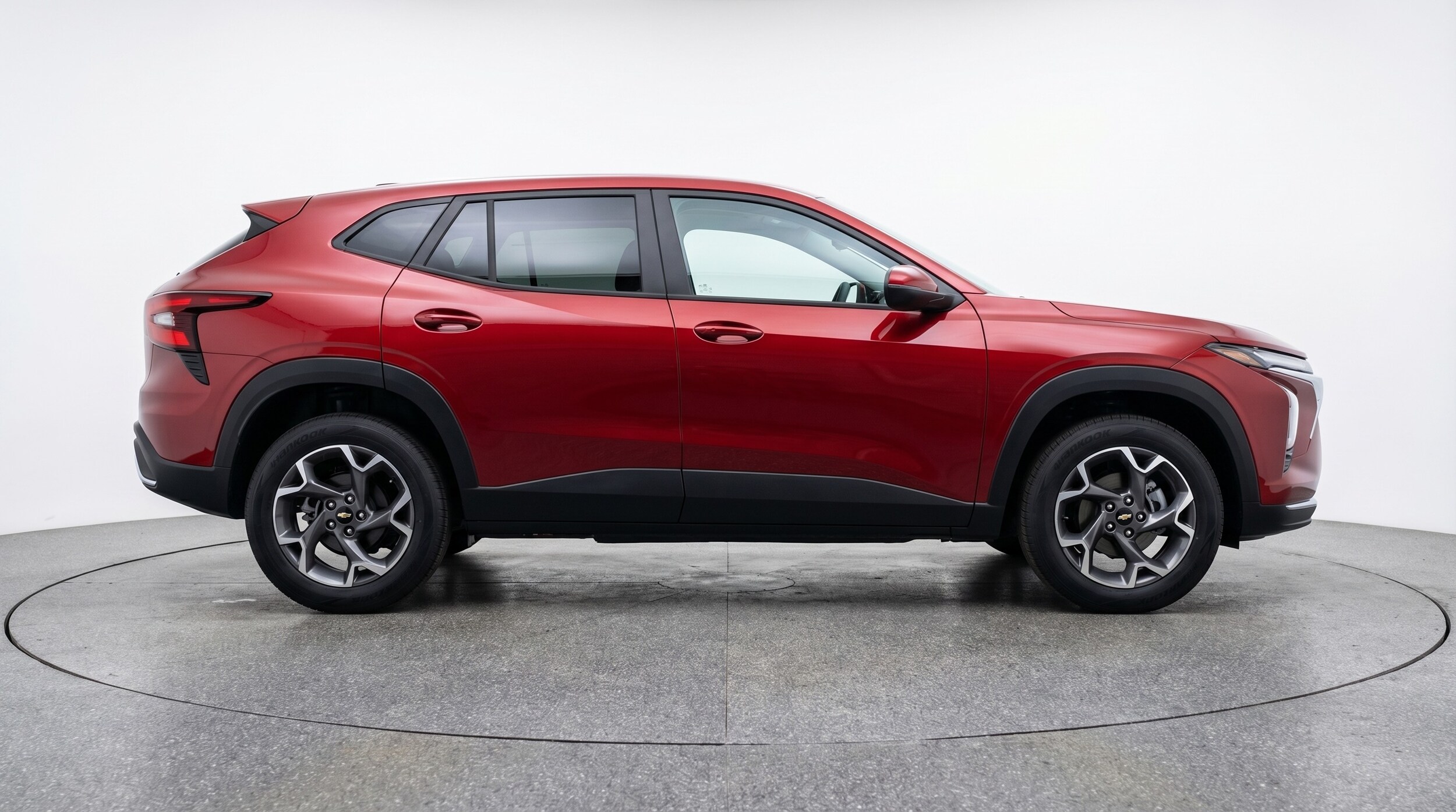 Thumbnail: 2025 Chevrolet Trax - 8