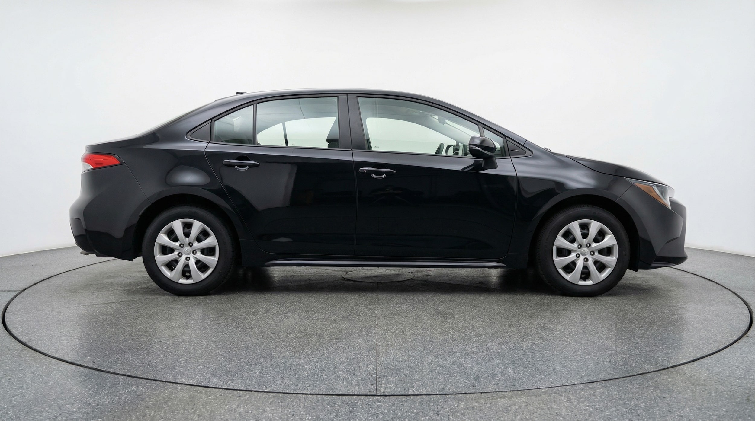 Thumbnail: 2025 Toyota Corolla - 8
