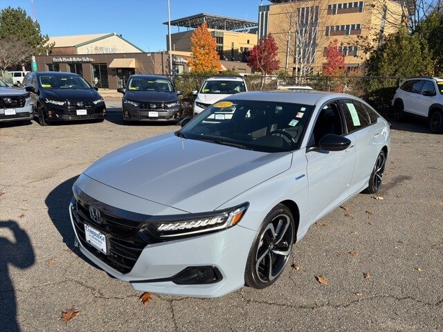 2022 Honda Accord Hybrid Sport photo 2
