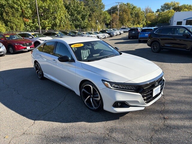 2022 Honda Accord Sport SE photo 2