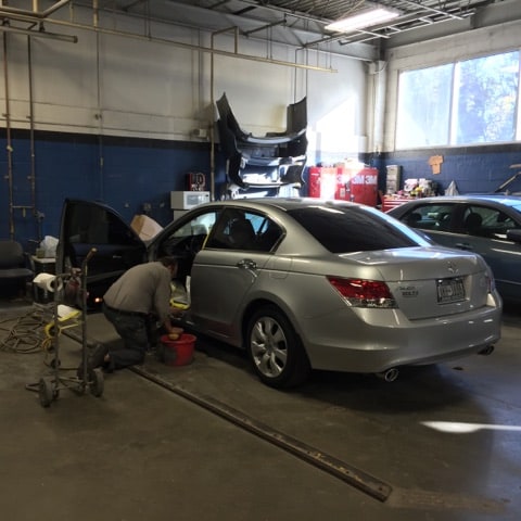 Collision repair and body-shop at Cambridge Honda
