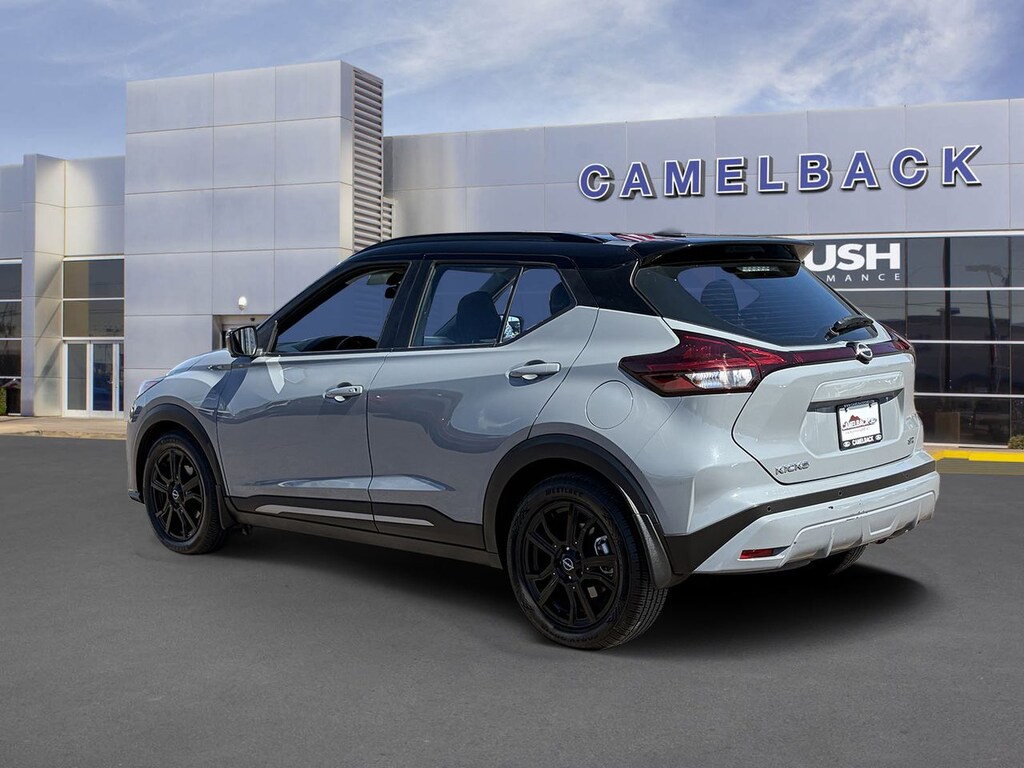 Used 2022 Nissan Kicks SR SUV