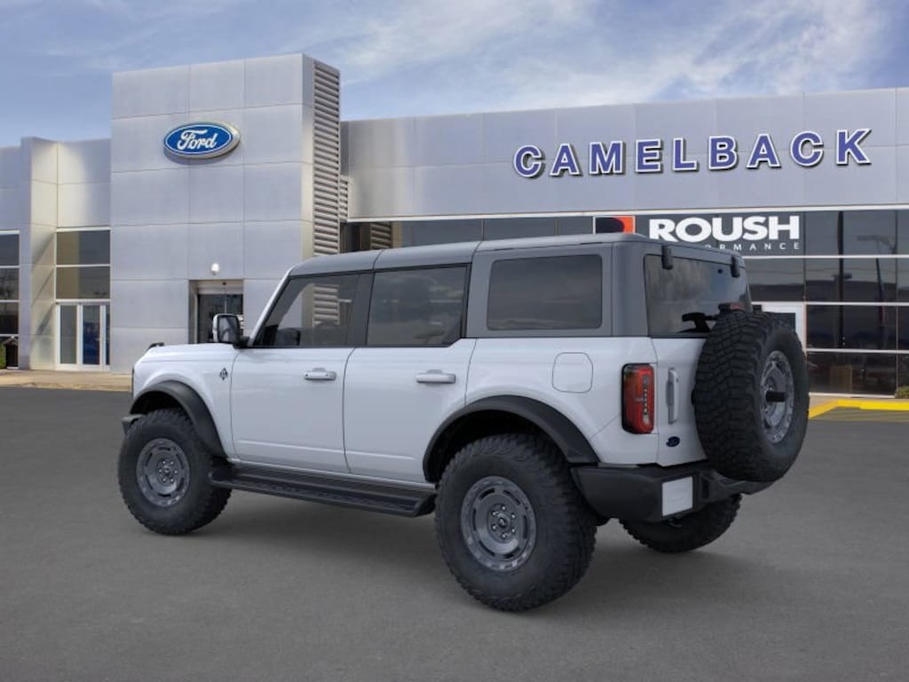 New 2025 Ford Bronco Outer Banks SUV