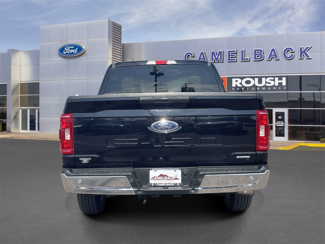 2023 Ford F-150 XLT photo 3