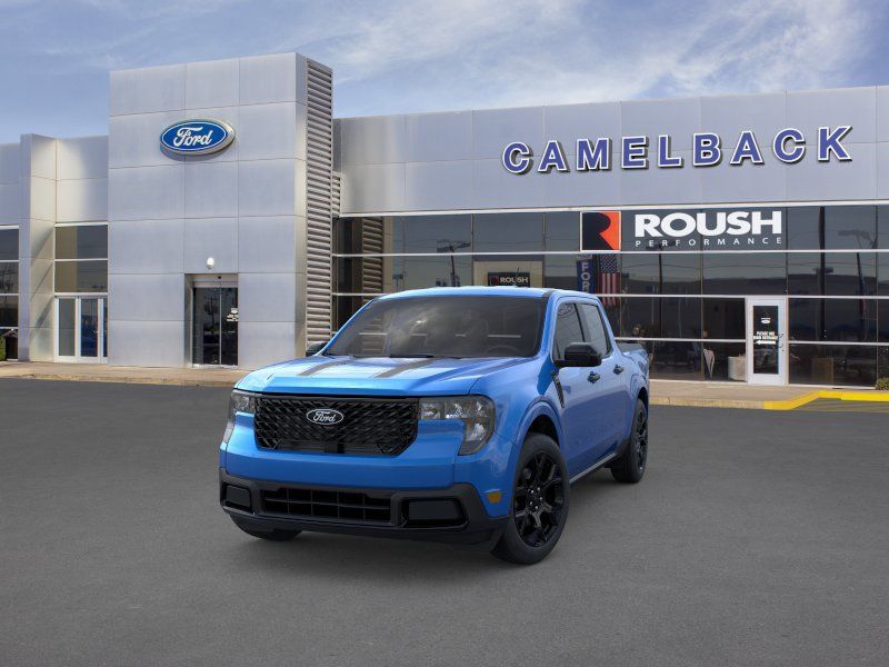 2025 Ford Maverick XLT - Photo 2