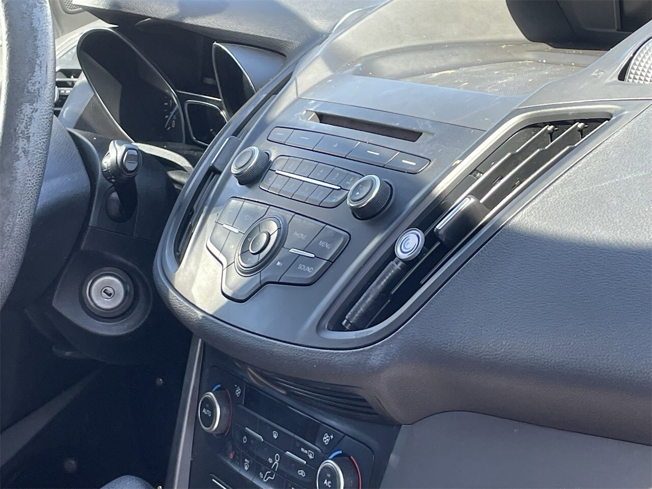2018 Ford Escape SE photo 3