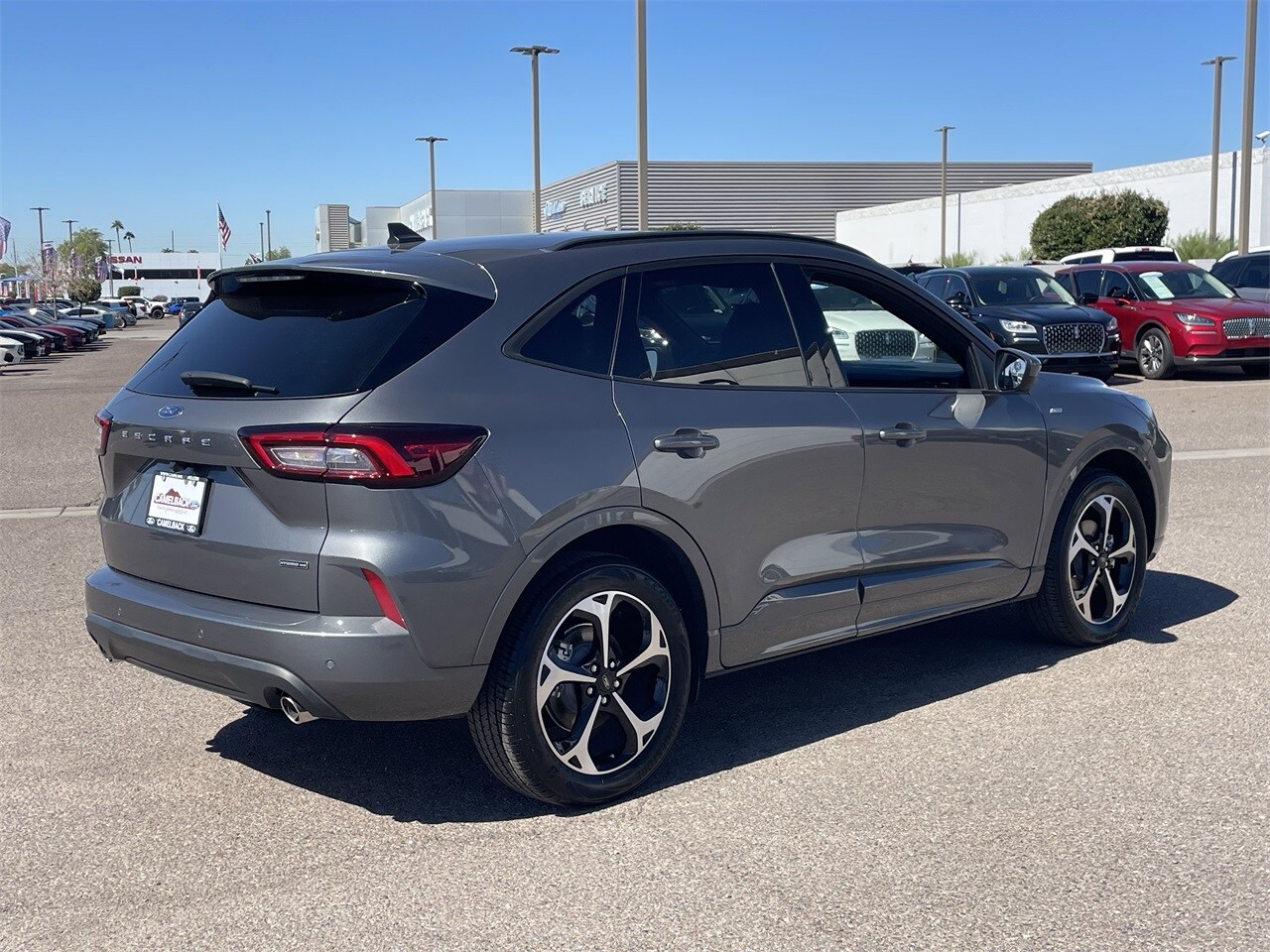 2024 Ford Escape ST-Line Elite photo 4