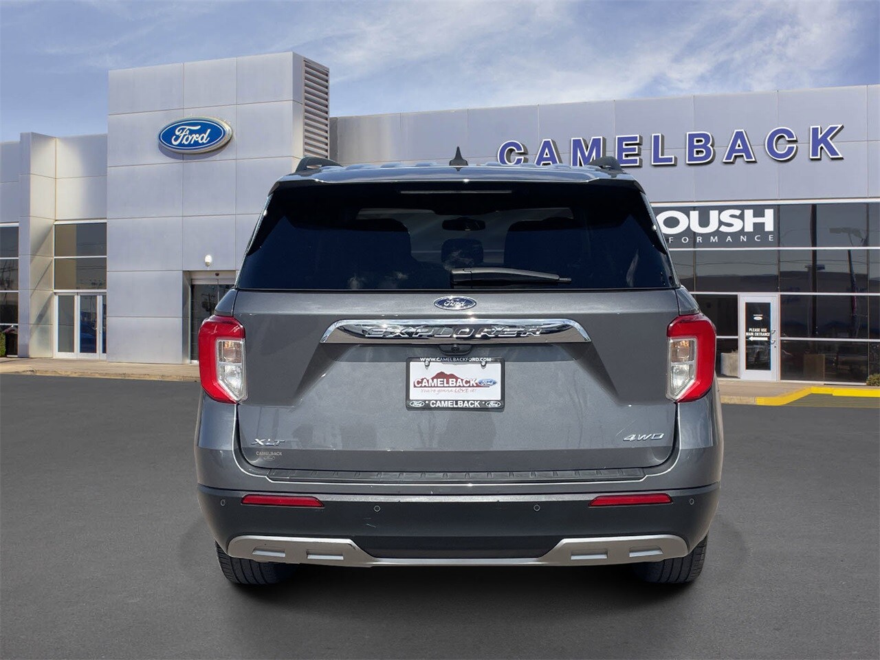 2024 Ford Explorer XLT photo 4