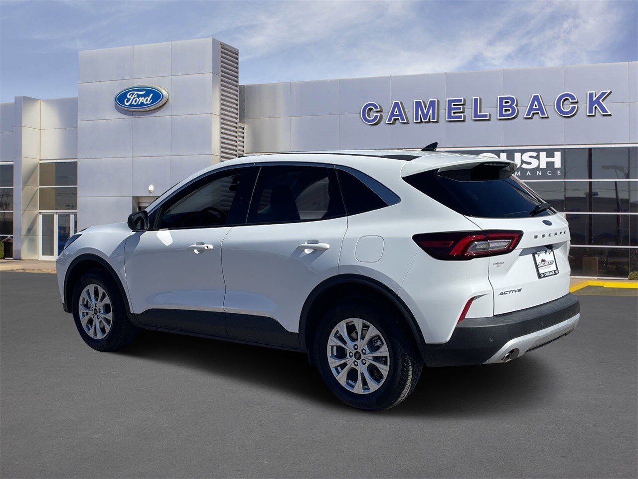 2024 Ford Escape Active photo 2