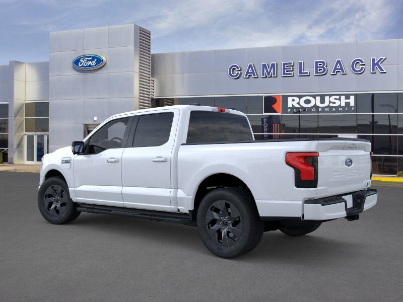 2025 Ford F-150 Lightning photo 4