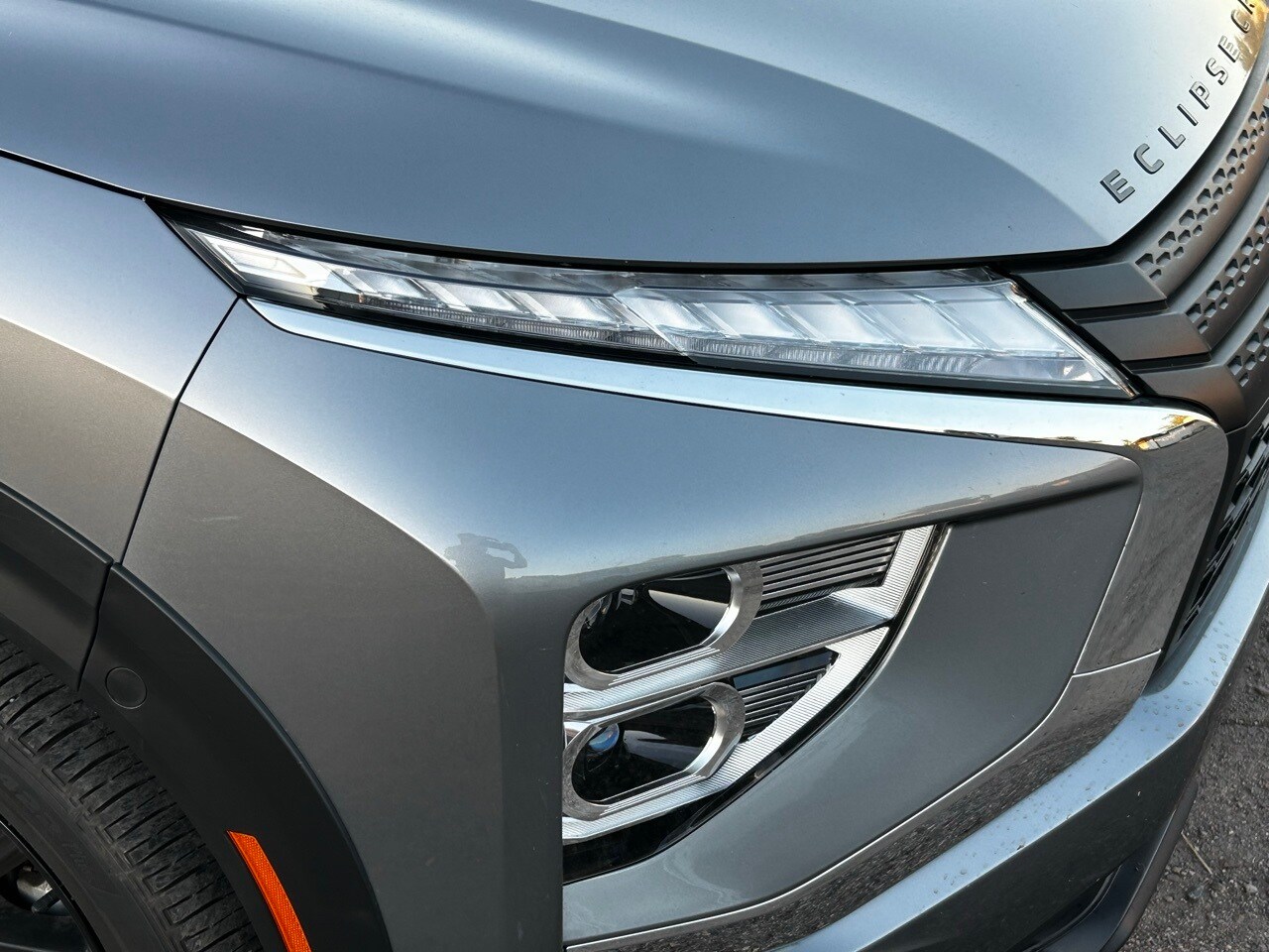 2024 Mitsubishi Eclipse Cross LE Ralliart photo 3