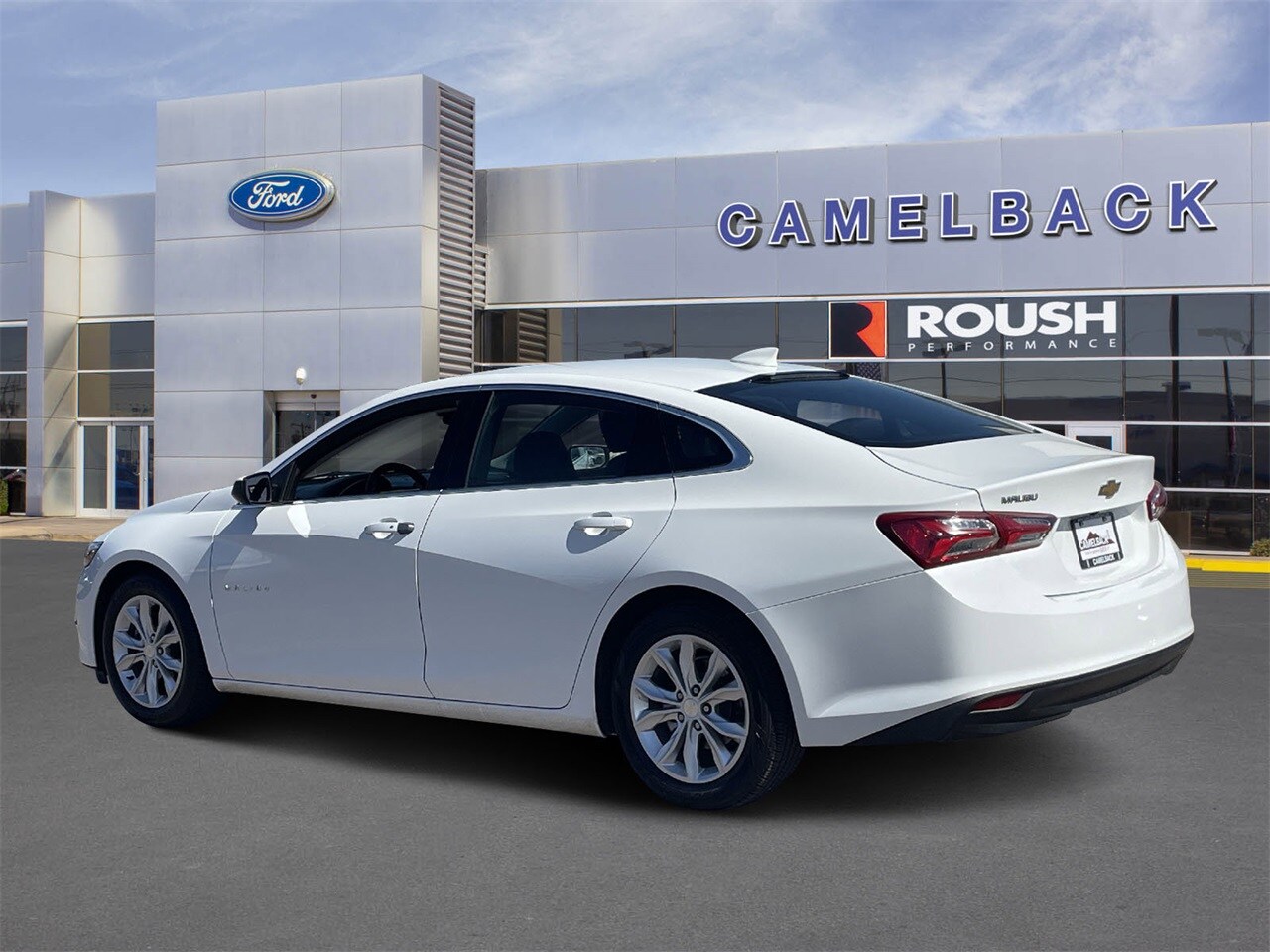 2022 Chevrolet Malibu 1LT photo 2