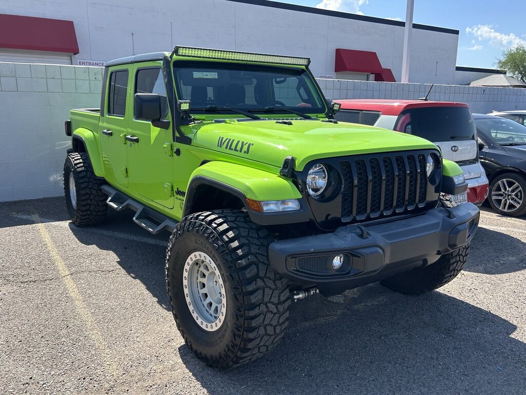 Used 2021 Jeep Gladiator Willys Truck Crew Cab