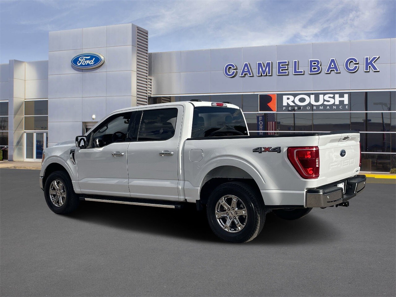 2022 Ford F-150 XLT photo 2