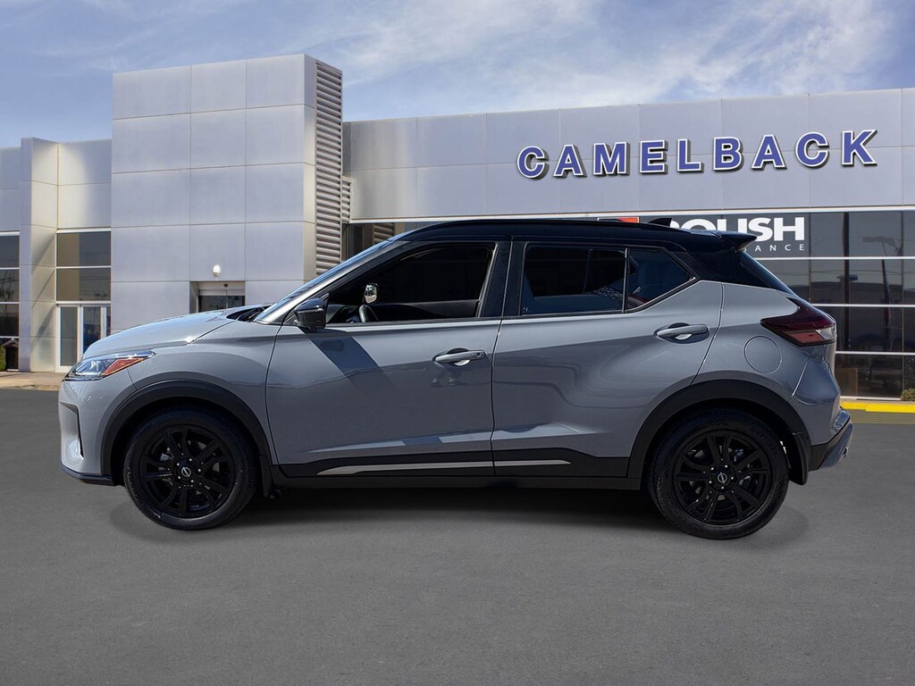 Used 2022 Nissan Kicks SR SUV